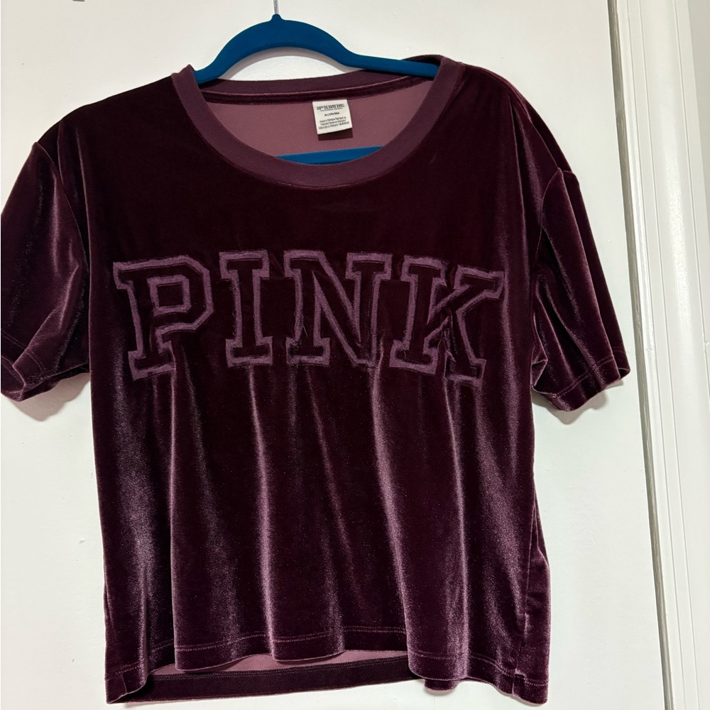 PINK Victoria's Secret Burgundy Velvet Logo Crop Tee | Size M